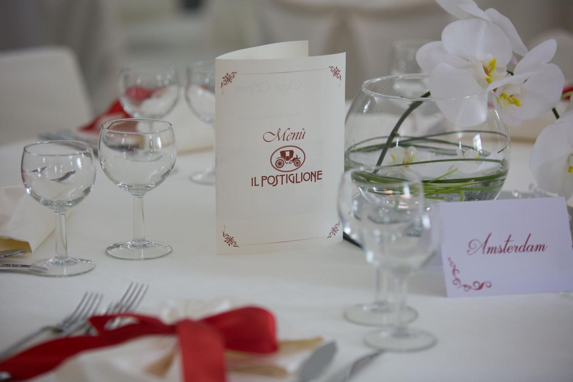 Il Postiglione Hotel - Sala Ricevimenti มินตูร์โน ภายนอก รูปภาพ